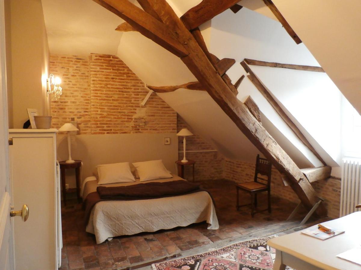 La Maison Xviiie Moulins  Eksteriør bilde