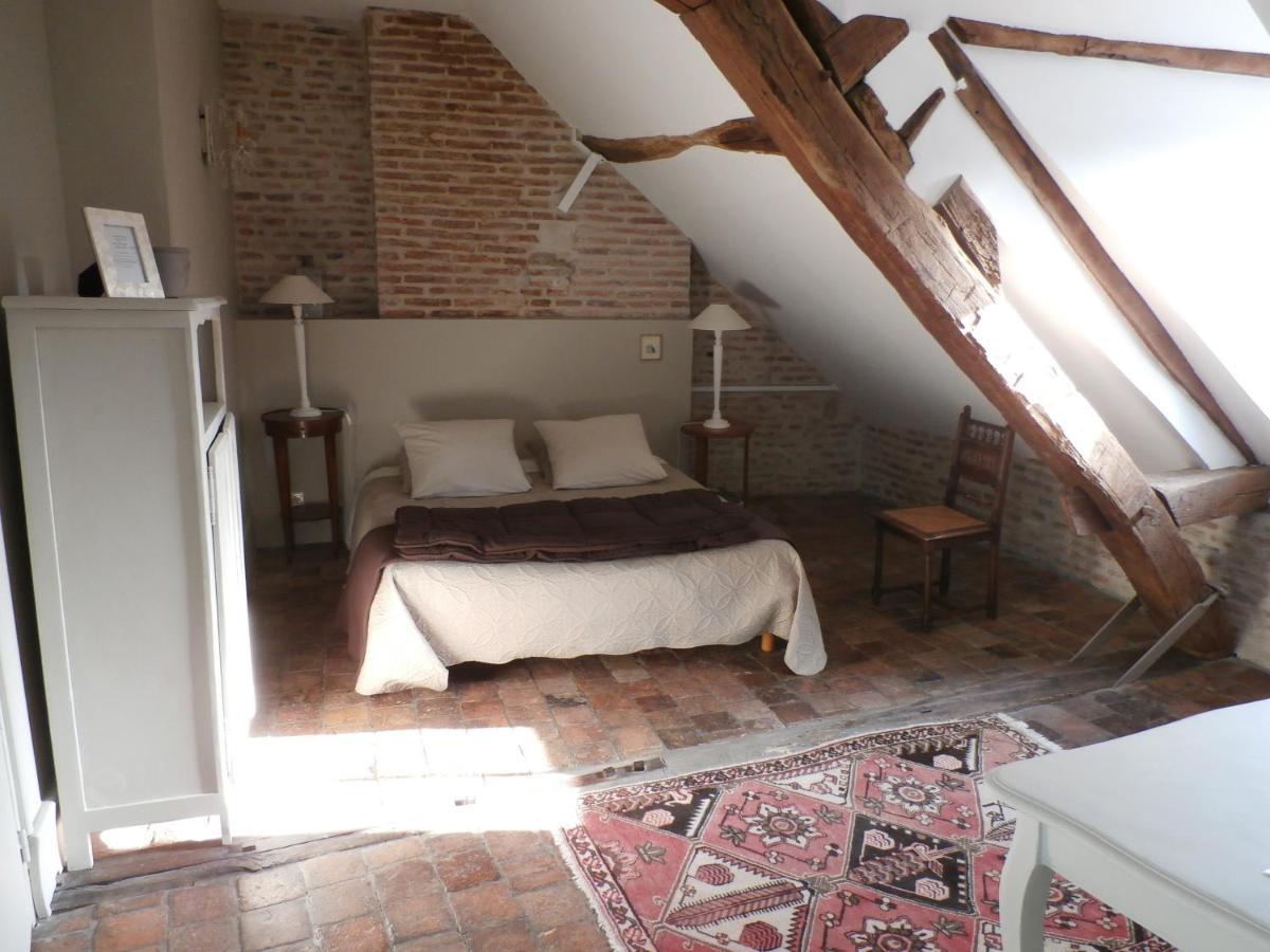 La Maison Xviiie Moulins  Eksteriør bilde